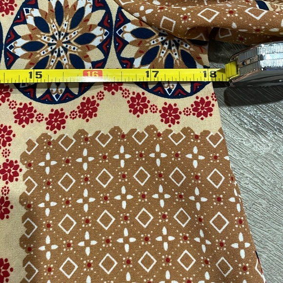 Altar’d State blouse - Picture 7 of 10